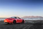 Porsche 911 Targa 4 GTS 2017 года (WW)